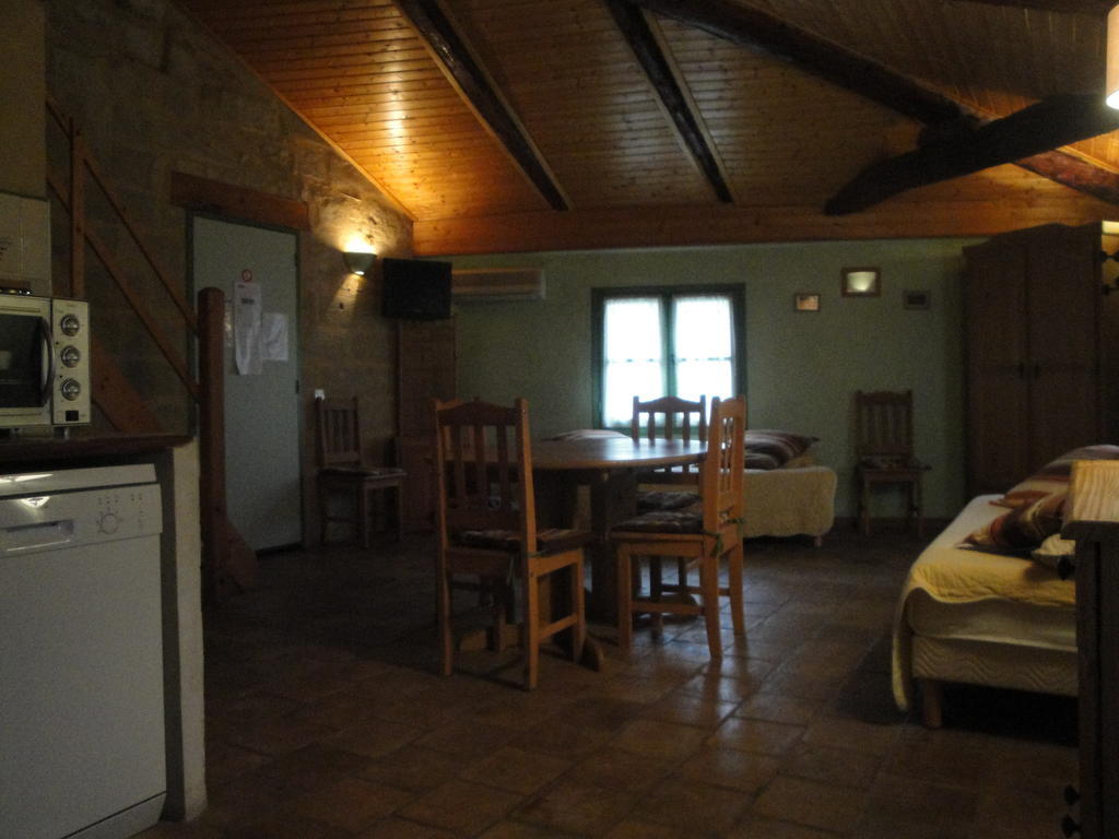 Bastide De La Treille Villa Montaren-et-Saint-Mediers Room photo