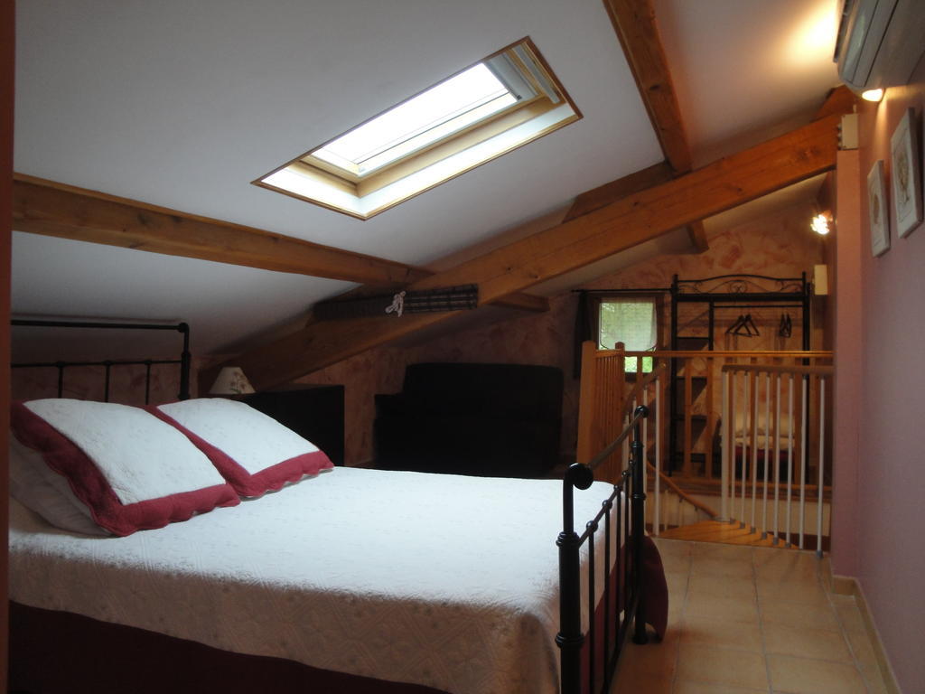 Bastide De La Treille Villa Montaren-et-Saint-Mediers Room photo